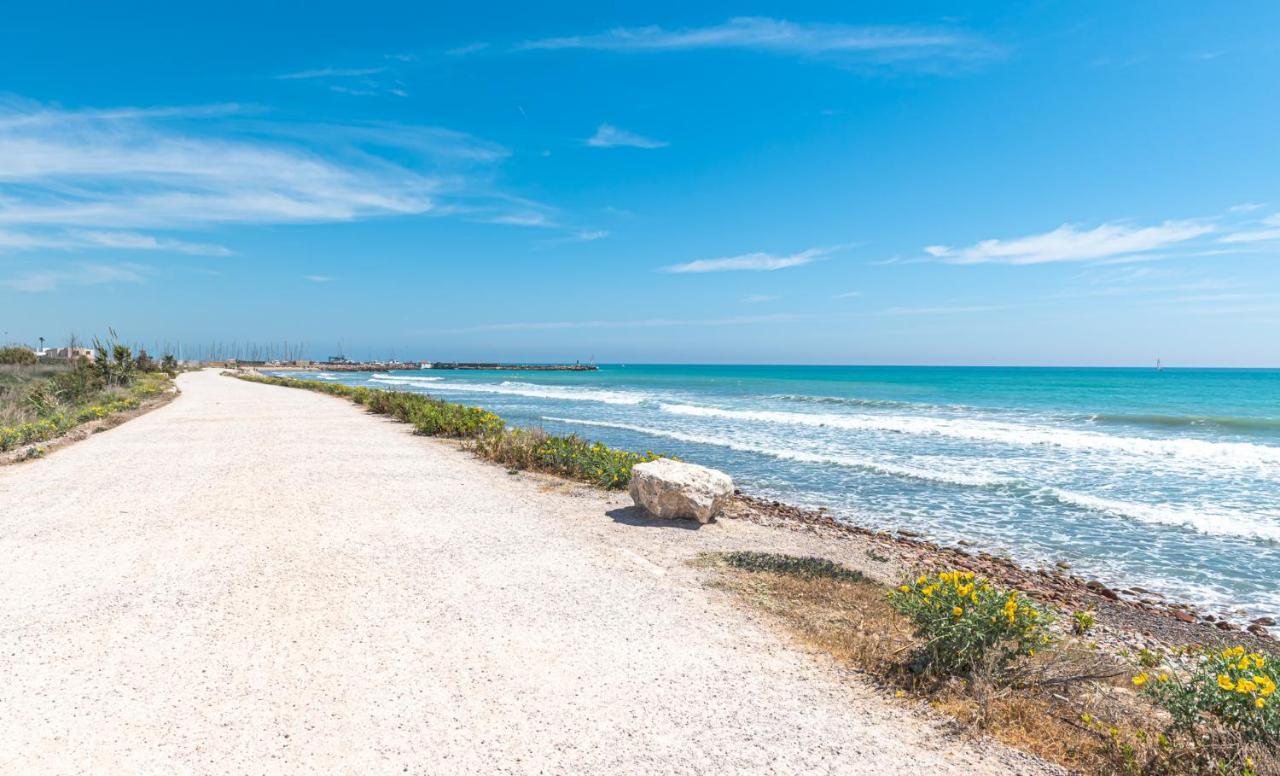 Amplio Canet Canet d'En Berenguer Bagian luar foto